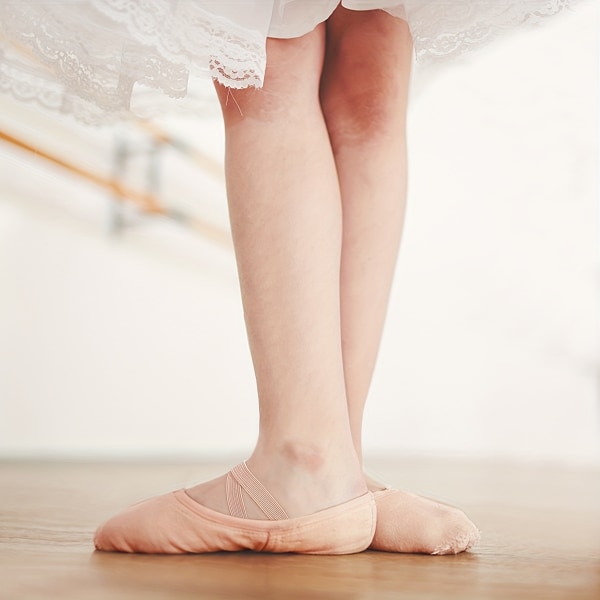 Bekväma och slitstarka balettskor för flickor - Perfekt för dans och yoga - Design med delad sula med knytfri stängning - Finns i Toddler pink CN25(EU26.5)