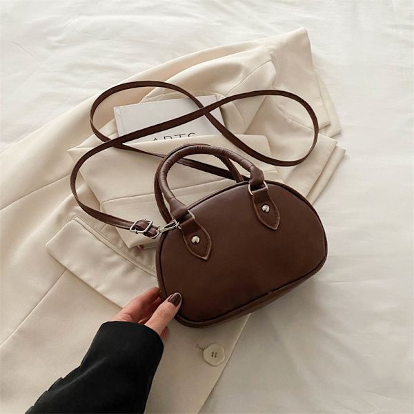 Solid Farve Taske Kvinder 2024 Sommer Ny Mode Casual Populær Håndtaske Texual Mode Skulder Cross Body Taske Oval Taske Pink Without Ornaments