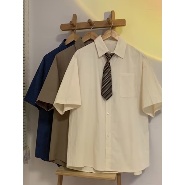 2024 Retro Skjorta Herr Sommar Hong Kong Stil Student Lös Nisch Design Roliga Nya Herrkläder Toppar Ytterkläder Brown M