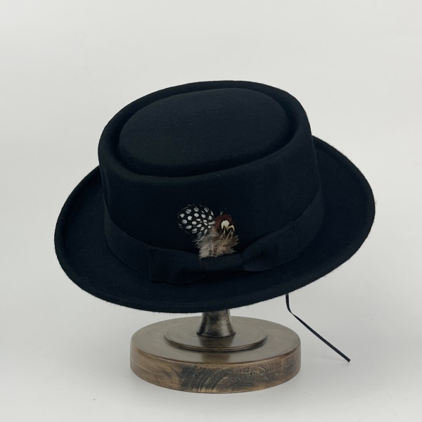 Brittiska Fedora-hattar, kortbrättad tweedjazzmössa för män Elegant mössa i ylle med fjädertillbehör, perfekt val för presenter