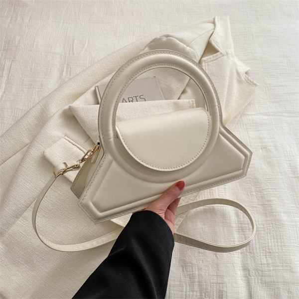 Solid Färg Trendy Design Personaliserad Handväska Kvinna 2024 Ny Vinter Fashionable Retro Enkel Axelpåsa Black