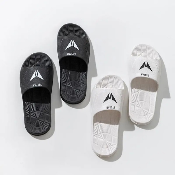 Nye Sommeren Mænds Tøfler Casual Udendørs Strand Slippere Pvc Blød Sål Hjem Indendørs Flip Flops Anti Slippa Badrum Slipp Sandaler Gold arrow 46-47(suggest 45-46)