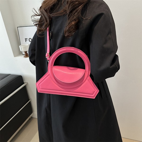 Solid Färg Trendy Design Personaliserad Handväska Kvinna 2024 Ny Vinter Fashionable Retro Enkel Axelpåsa Black