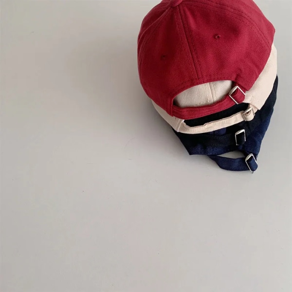 Sommar Baby Baseball Hatt Brev Broderi Barn Peaked Cap för Pojke Flicka Enstaka färg Barn Justerbara Sol Hattar Gorras 아기모자 style2 D 48-52cm