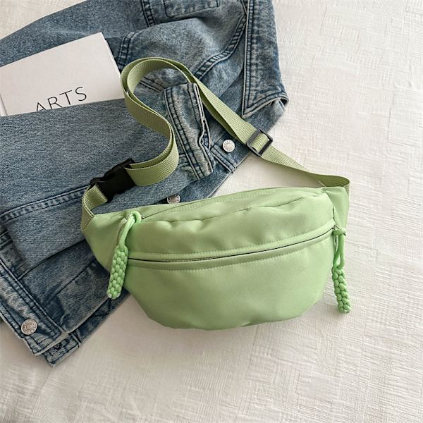 Sommar Casual Candy Färg Axel Dumpling Väska 2024 Ny Trend Neutral Daily Chest Bag Estetisk Mode Crossbody Väskan Green