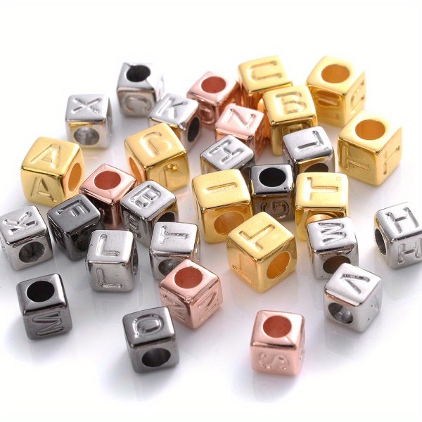 100 st blandade fyrkantiga bokstavspärlor stort hål lösa kubiska alfabetet CCB-pärlor för smyckestillverkning Handgjorda diy-armbandshalsband (0,6 cm/0,24 tum) Random Color Mixing