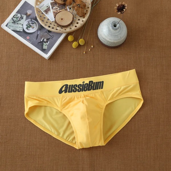 Män Triangel Underkläder Låg modell Mode Öka kapsel elasticitet Kroppsväska Kram Bekväma byxor Slip Dropshipping yellow M