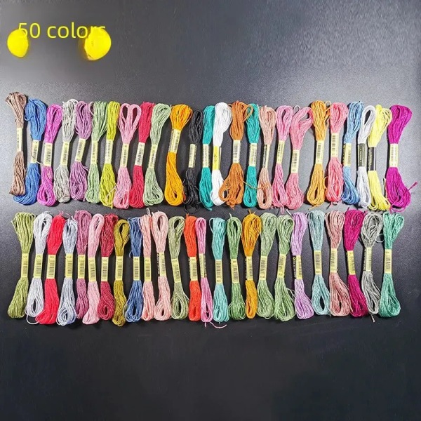 50 färger 100 färger broderitrådar Polyester korsstygnstrådar undertrådar för handbroderimaskin Normal order 100 colors
