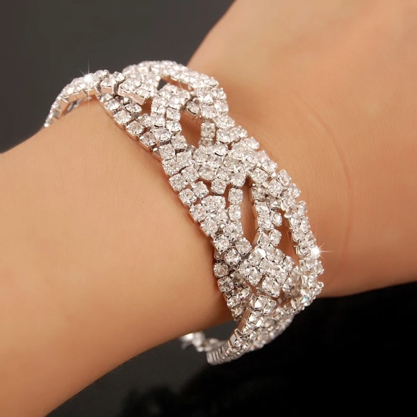 Nytt Fashion Charm Armband 925 Silver AAAAA Zircon Crystal Dam Armband Bröllop Förlovning Lyx Smycken 4