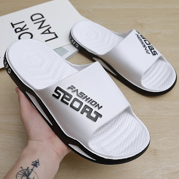 Suuret miesten tohvelit Kesä urheilutyyli Slides Liukumattomat Paksut pohjat Hengittävät Muoti Slip-On Ranta Vapaa-ajan Sandaalit WHITE 42-43