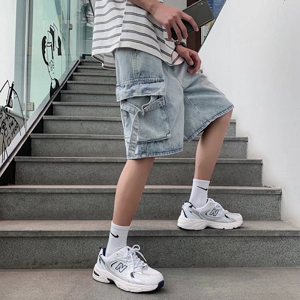 Kesäiset trendikkäät työkaludenimishortsit miehille, korealainen tyyli, löysät lahkeet, suorat housut, tyylikkäät casual-viidennet housut, miesten vaatteet Light Blue XXXL
