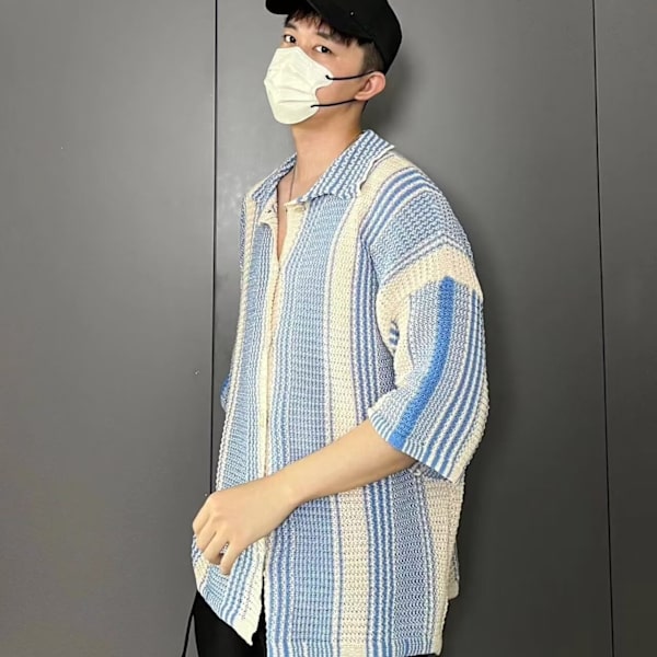 2024 Sommaren Kortärmade Skjorta Mäns Koreanska Version Av Trend Loose Casual Handsig Port Style Ins Mode Strid Tröja Blue XXL