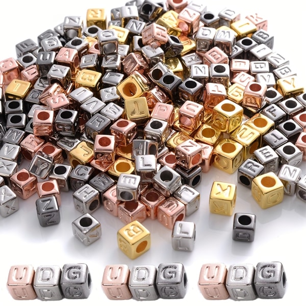 100 st blandade fyrkantiga bokstavspärlor stort hål lösa kubiska alfabetet CCB-pärlor för smyckestillverkning Handgjorda diy-armbandshalsband (0,6 cm/0,24 tum) Golden Color