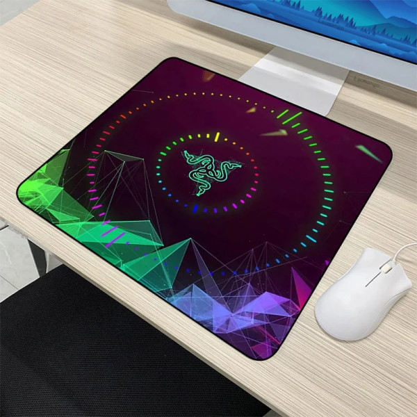 Litet Kawaii Razer PC Gamer Cabinet CSGO Musmatta Anime Mat Speltillbehör Tangentbord Musmatta Tapis De Souris XL Skrivbordsmatta Razer-07 18x22cm