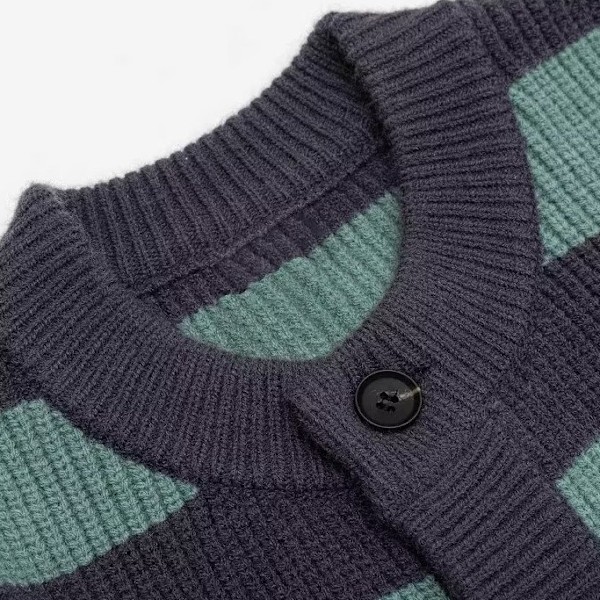 Efterår og vinter ny japansk stil stribet sweater cardigan mænds trendy all-match doven stil par løs sød coatt White M