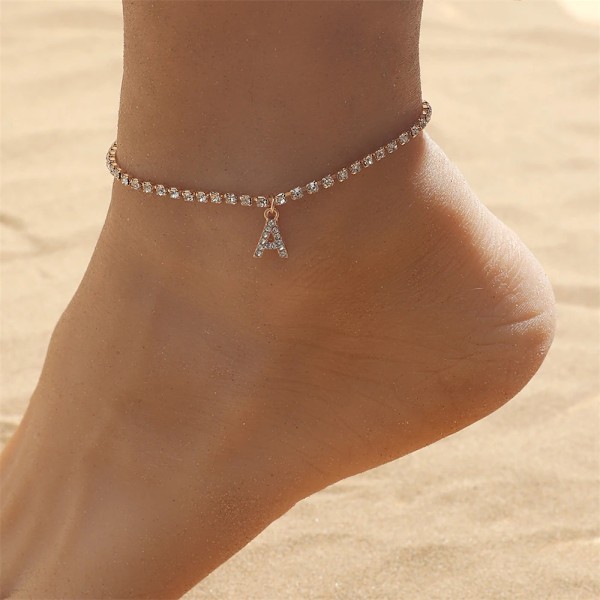 Liten Crysta Letter Anklets För Kvinnor Alfabet Kubanska Länk Chain Fot Tillbehör Mode Summer Beach Smycken Gåva S M