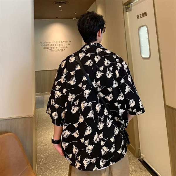 Ice Silk Tröja Mäns Kortärmade Sommar Känsla Fett Stilig Hawaiian Seaside Strand Casual Lapel Halv Ärmad Skjorta Black L