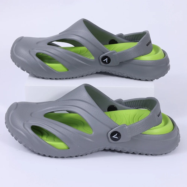 Pallene Nya Mode Män Clogs Tofflor Sommarplattform Sandaler Utomhus Strand Skor Unisex Icke-Slipa Andas Ljus Trädgårdskor Grey 44-45