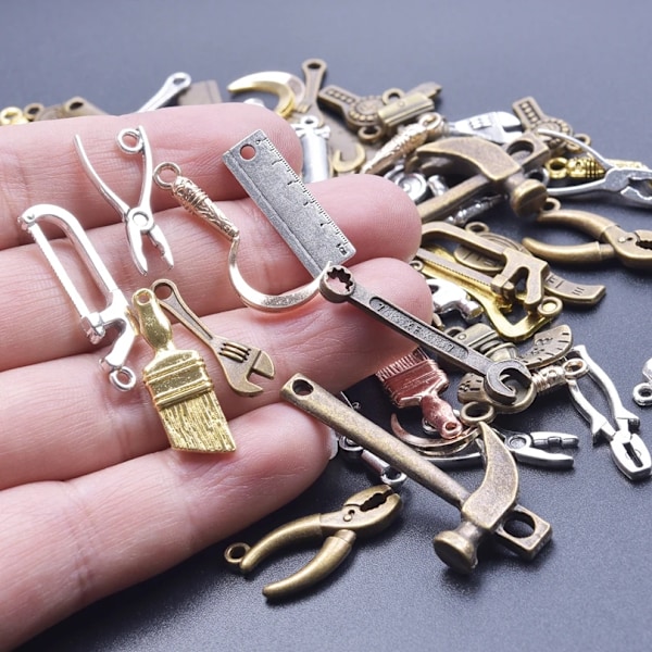 20Pcs Steampunk Charm Legering Verktyg Blandade Antikt Brons Spanner, Ruler, Hammer Pendants Diy Hantverk Smycken Göra Förråd Tillbehör M169