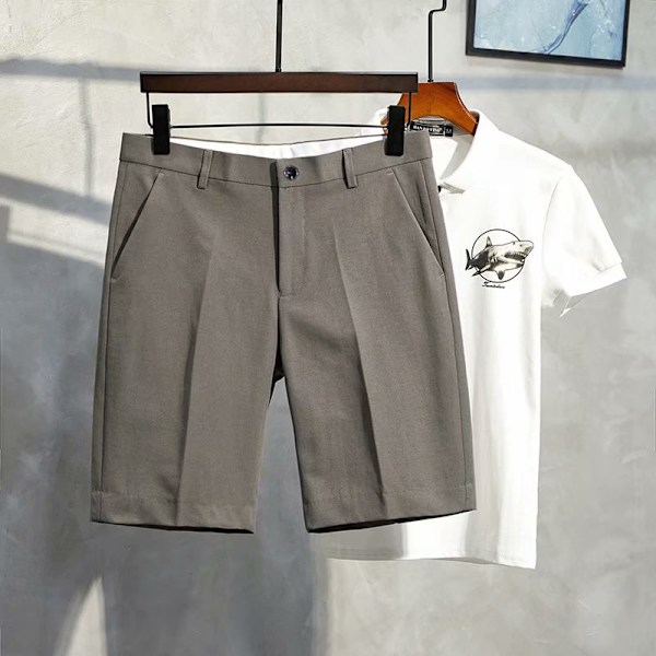 Kesämiesten puvut Shortsit Suorat Casual Housut Korealainen tyyli Slim-Fit Viiden pisteen housut Hong Kong-tyyli Hangout Japanilainen tyyli Trendikkäät housut Light Gray 38