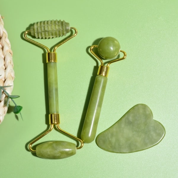 Roller With Eye Massager, Jade Roller for Face, Facial Massager Ice Roller, Gua Sha Ansiktsverktyg för hudvårdsrutin och svullnad Set