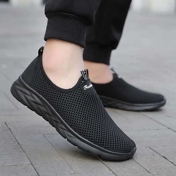 Yrzl Sneakers Män Sommar Casual Skor Män Mesh Andas Utomhus Icke Slip Sport Skor Slip På Loafers För Män Piu Storlek 39-46 Black 39