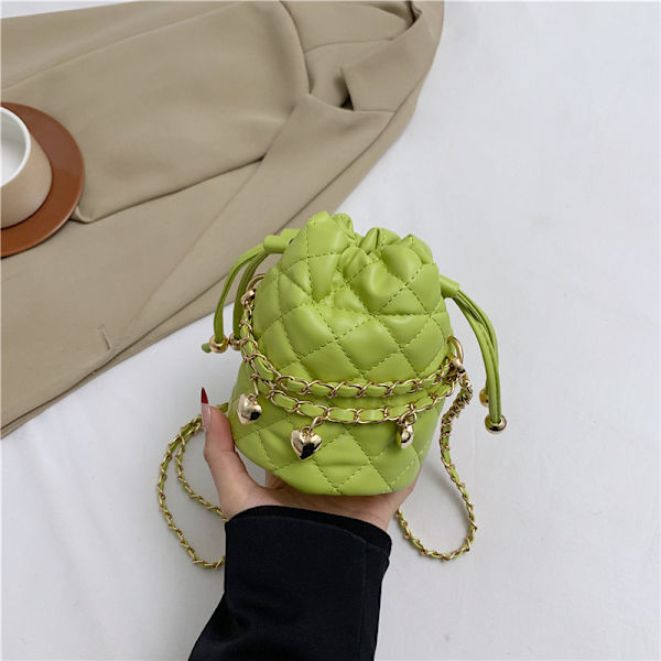 Specialintresse Design Liten Väska Kvinna 2023 Vinter Ny Godis Färg Rhombus Kedja Väska Mode Axelpåse Mini Bag Tid White