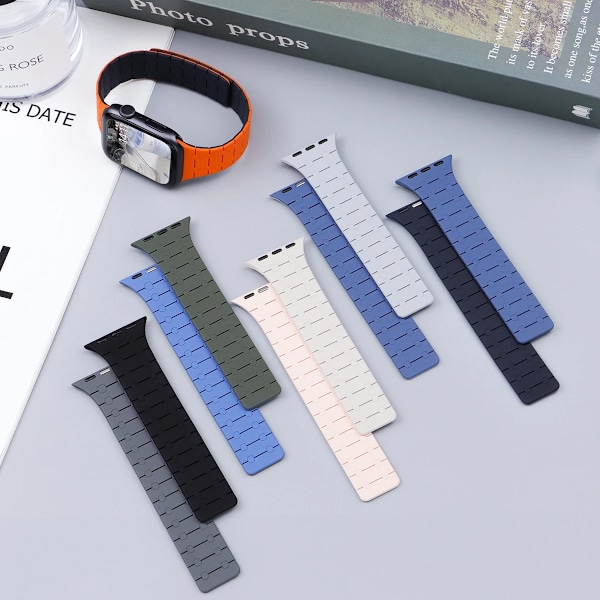 Silikoninen magneettinen ranneke Apple Watch Band Ultra 2 49mm 44mm 40mm 42mm 41mm 45mm Rannekoru iWatch Sarja 9 8 7 6 Se 5 4 Correa Orange Midnight 42mm 44mm 45mm 49mm