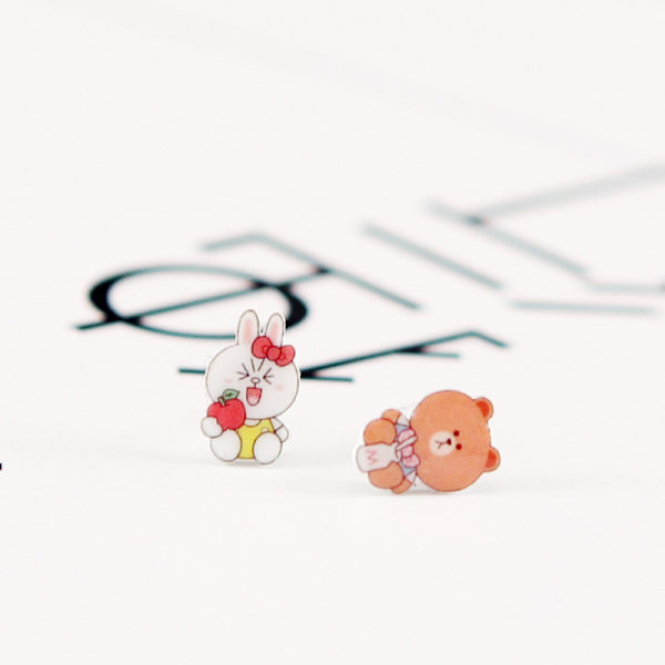 Q. Ger Creative Håndværk Cartoon Sød Frugt Dyr Stud Øreringe Sjove Øreringe Håndlavet Varme Krympbare Sheet Stud Øre Ringe Stald Bear Bugs Bunny