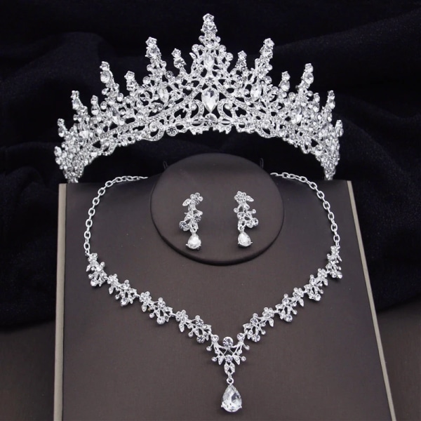 Lyx Silver Färg Kristall Vattendroppe Bröllopssmycke Set Strass Tiaror Kron Halsband Örhängen Bröllop Dubai Smyckes Set CS-007