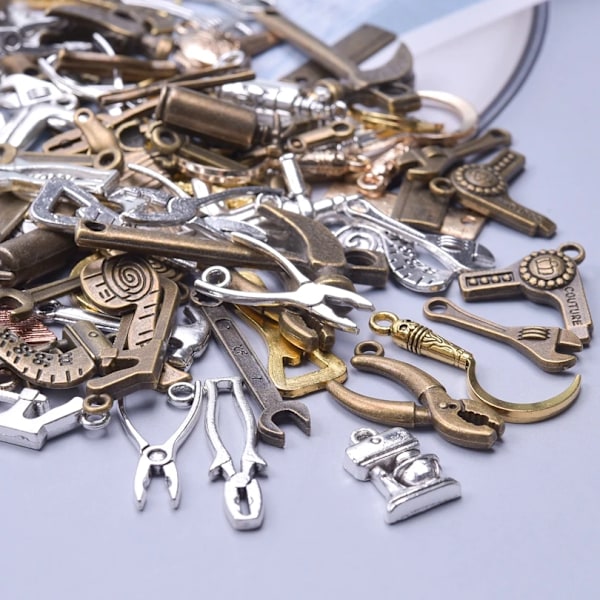 20Pcs Steampunk Charm Legering Verktyg Blandade Antikt Brons Spanner, Ruler, Hammer Pendants Diy Hantverk Smycken Göra Förråd Tillbehör M135