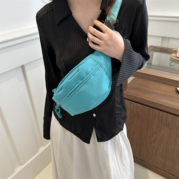 Sommar Casual Candy Färg Axel Dumpling Väska 2024 Ny Trend Neutral Daily Chest Bag Estetisk Mode Crossbody Väskan Green