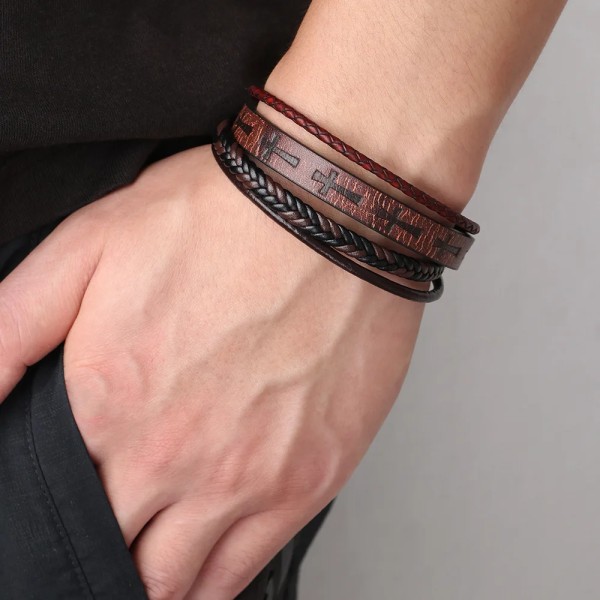 Moderiktigt armband, handgjort vävt kors för män, svart och vitt fotbollsläderarmband, armband med magnetiskt spänne i legering Pattern Brown 19cm