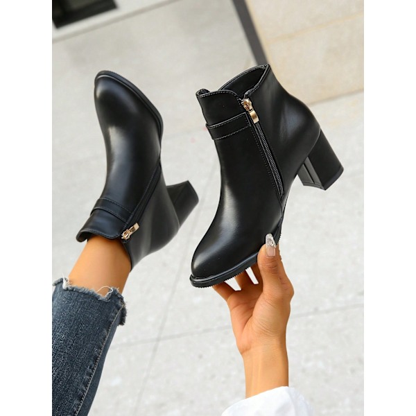 Chunky Heel Round Toe Medium Ankel Boot, Mode Bekväm Och Slimping Bootie För Vintern Black CN37