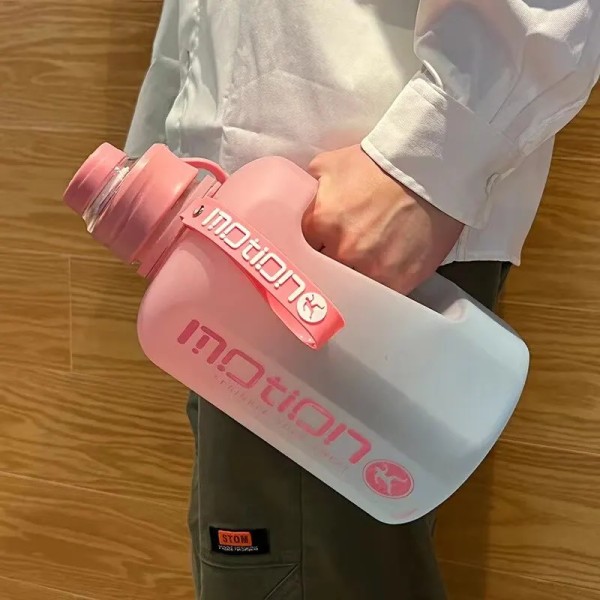 2,2L stor kapacitet Sportvattenflaska Fitness Gradient Plastvattenkopp Studenter Bärbar Big Ton Barrel Pink 2460ml