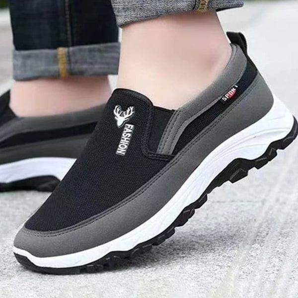 Loafers Mænd Sneakers Mesh Åndbar Non-Slip Slip På Vulkaniserede Sko Blødt Solid Farve Komfortabel Vand Bekvemme Sko Zapatos Black 40