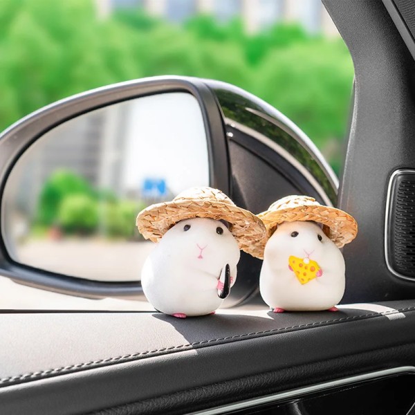 Bilhängsdekoration Söt anime liten hamster Auto inredningskonsol Dekoration Instrumentbräda Tillbehör för flickor Presenter 5