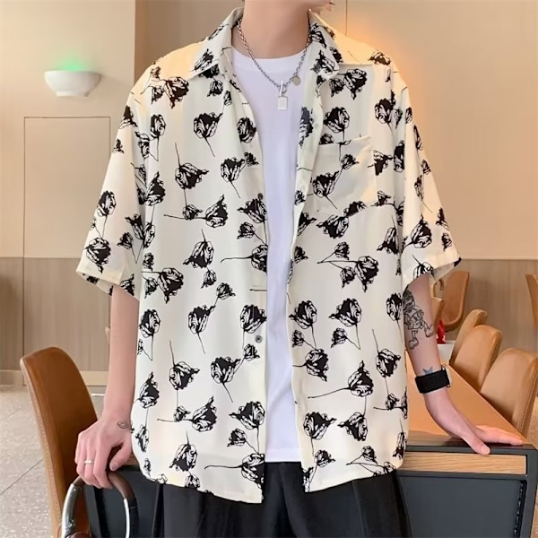 Ice Silk T-shirt Mænd Kortærmet Sommer Følelse Fed Stilfuld Hawaiian Seaside Strand Casual Lapel Halv ærmet Skjorte Black XXL