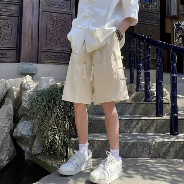 Nya Kinesiska Style Buckle Casual Shorts Mäns 2024 Sommar Trendy Yttre Slita Nationell Stil Loose Mäns Kläder Femte Bytta Tunn Apricot 2XL