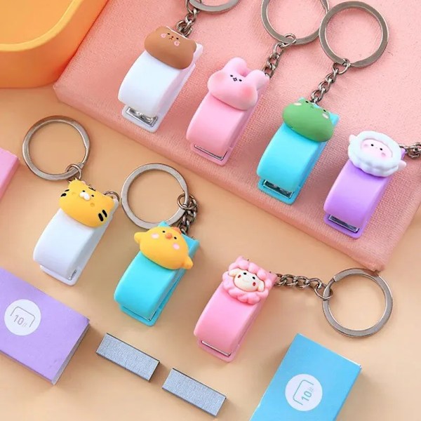 Cartoon Mini Stapler Keychain Kawaii Animal Trumpet Stapler Bok Papper Bindning Maskiner Studentstation Söt Skrivbord Tillbehör H