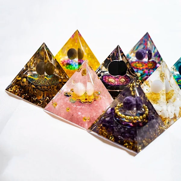 Energi Generator Orgone Pyramid Träd Of Life Peridot Healing Natural Crystal Reiki Chakra Generator Orgonit Pyramid Medition Amethyst