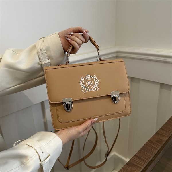 Ryggsäck 2024 Ny Japanska Style Jk Uniform Väska Axel Bärbar Messenger Väska Retro Enkel Axel Väska Mode Khaki