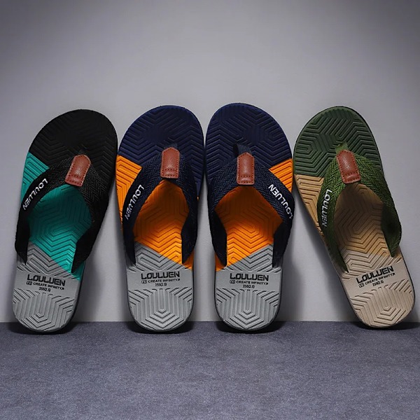 Män Flip Flops Slides 2023 Trend Sommar Anti-Slipd Man Toffpar Outdoor Light Casual Beach Man Sandaler Hushåll Slides For Män Dark blue 45