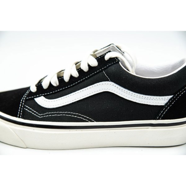 VANS UA Old Skool Black/White Mixed Sneakers - Ovandel i canvas - Platt klack - Snören 42