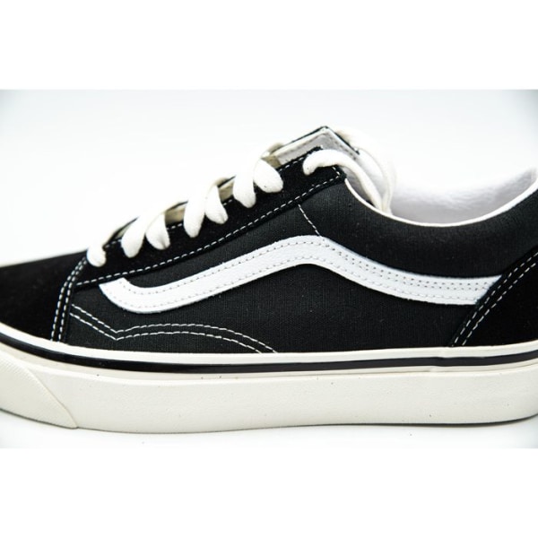 VANS UA Old Skool Black/White Mixed Sneakers - Ovandel i canvas - Platt klack - Snören 43