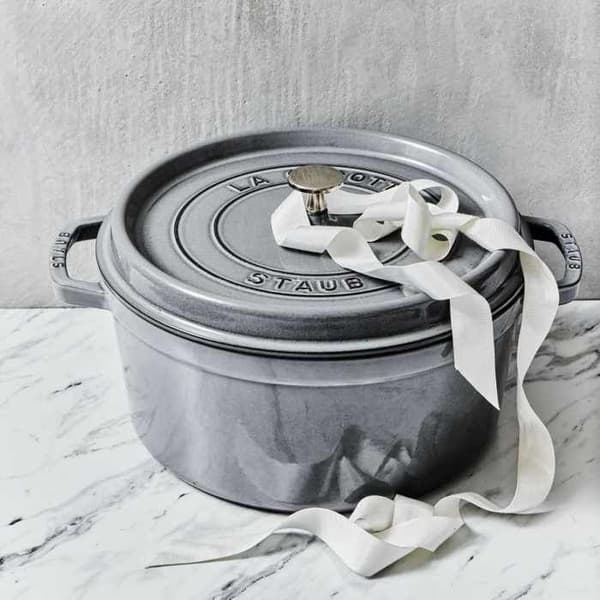 Kasserolle - STAUB - La Cocotte - 22 cm - Grå Grafit - 2,60 liter Grafitgrå