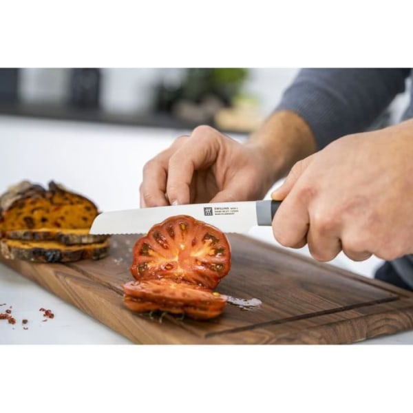 ZWILLING Now S - Utility Knife (tandat blad - 13 cm) - Rostfritt stål - Svart