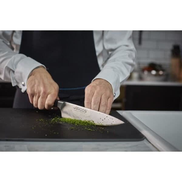 Kniv - ARCOS - Manhattan - 15 cm klinge - Ergonomisk - Rustfrit stål Sort