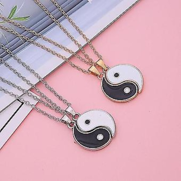 Yin och Yang handvävda Tai Chi armband set