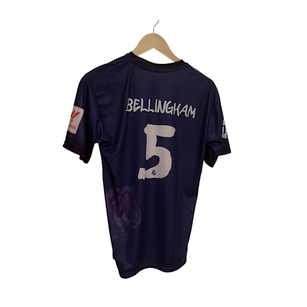 Real Madrid Fjärdeställ 2023/24 – Bellingham Nr. 5 (Storlek M) M